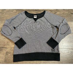 EUC Womens Nike vintage crewneck long sleeve pullover size medium